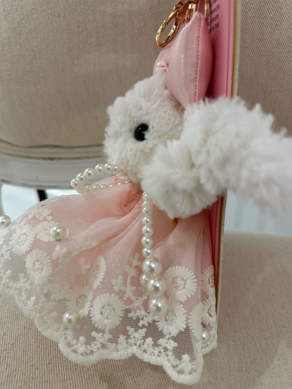 🩰 NWT Piper K VIRAL Pink Pearl Lace Bunny Bag Charm Keychain Coquette - Picture 9 of 13
